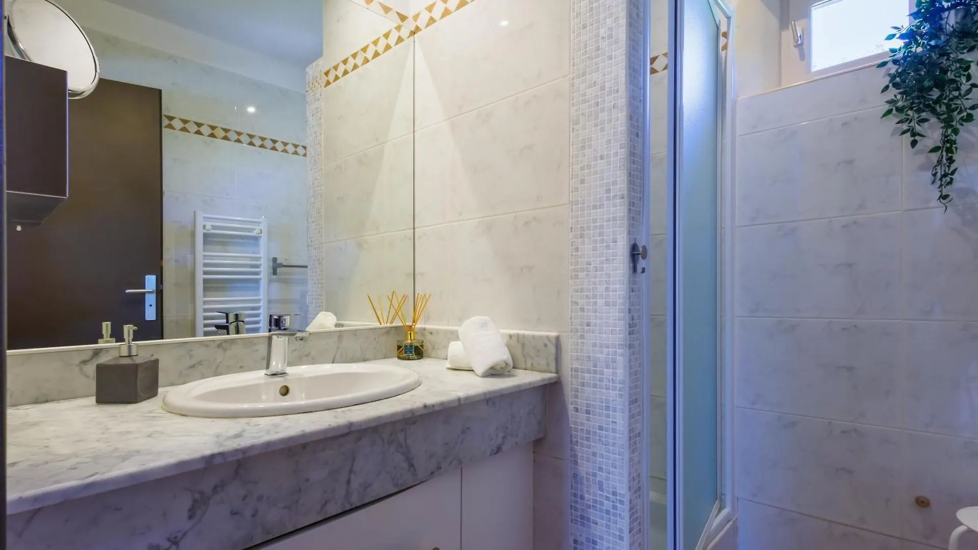 Holiday home Lou Karo - Piscine Partagee - Parking Prive Villa Gordes France