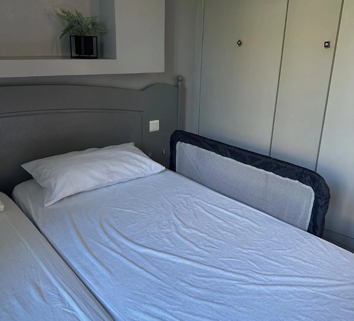 Lou Karo - Piscine Partagee - Parking Prive Villa Gordes 0*,